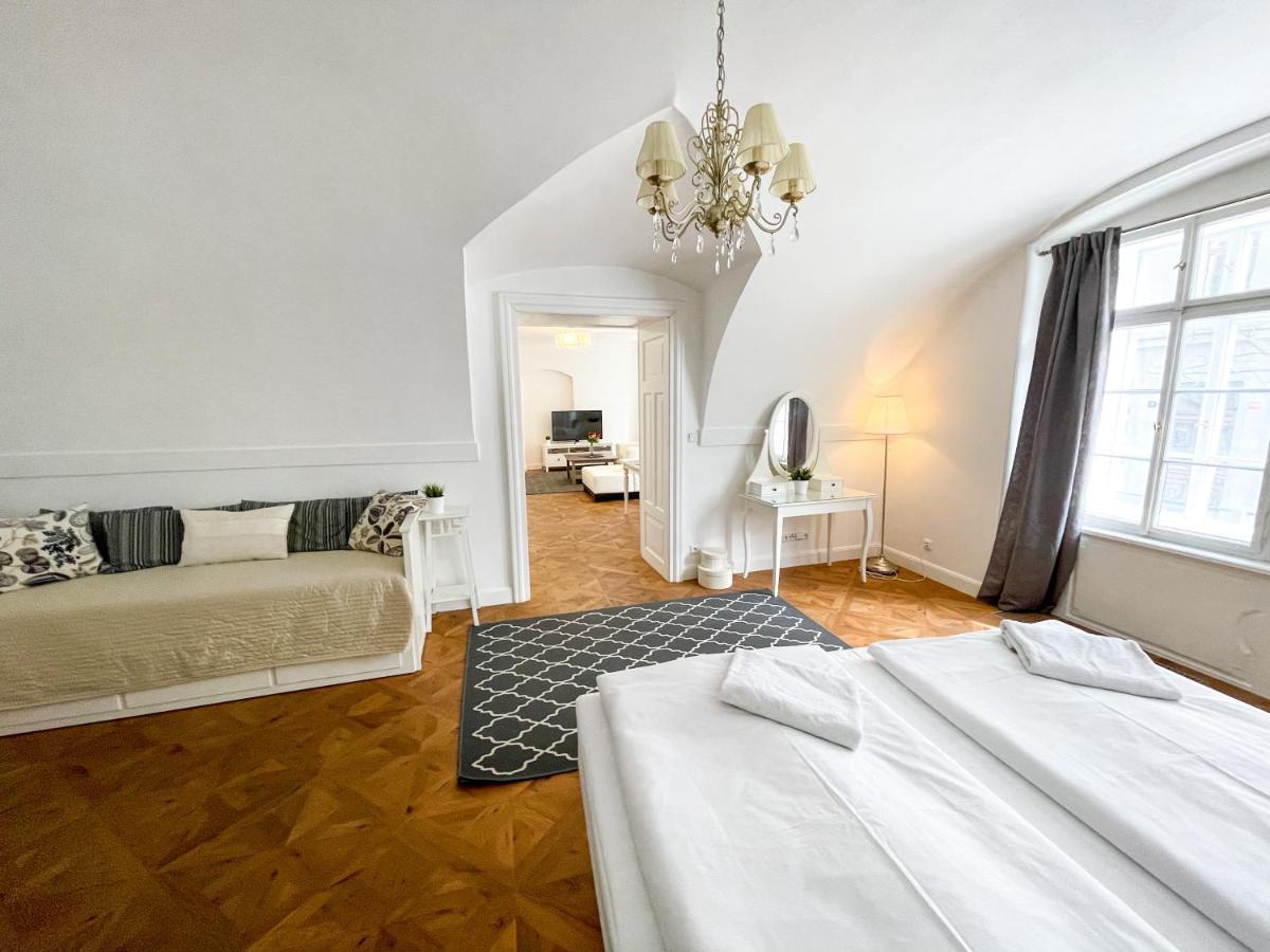 Apartmán U Obecního Dvora 3 - Old Town